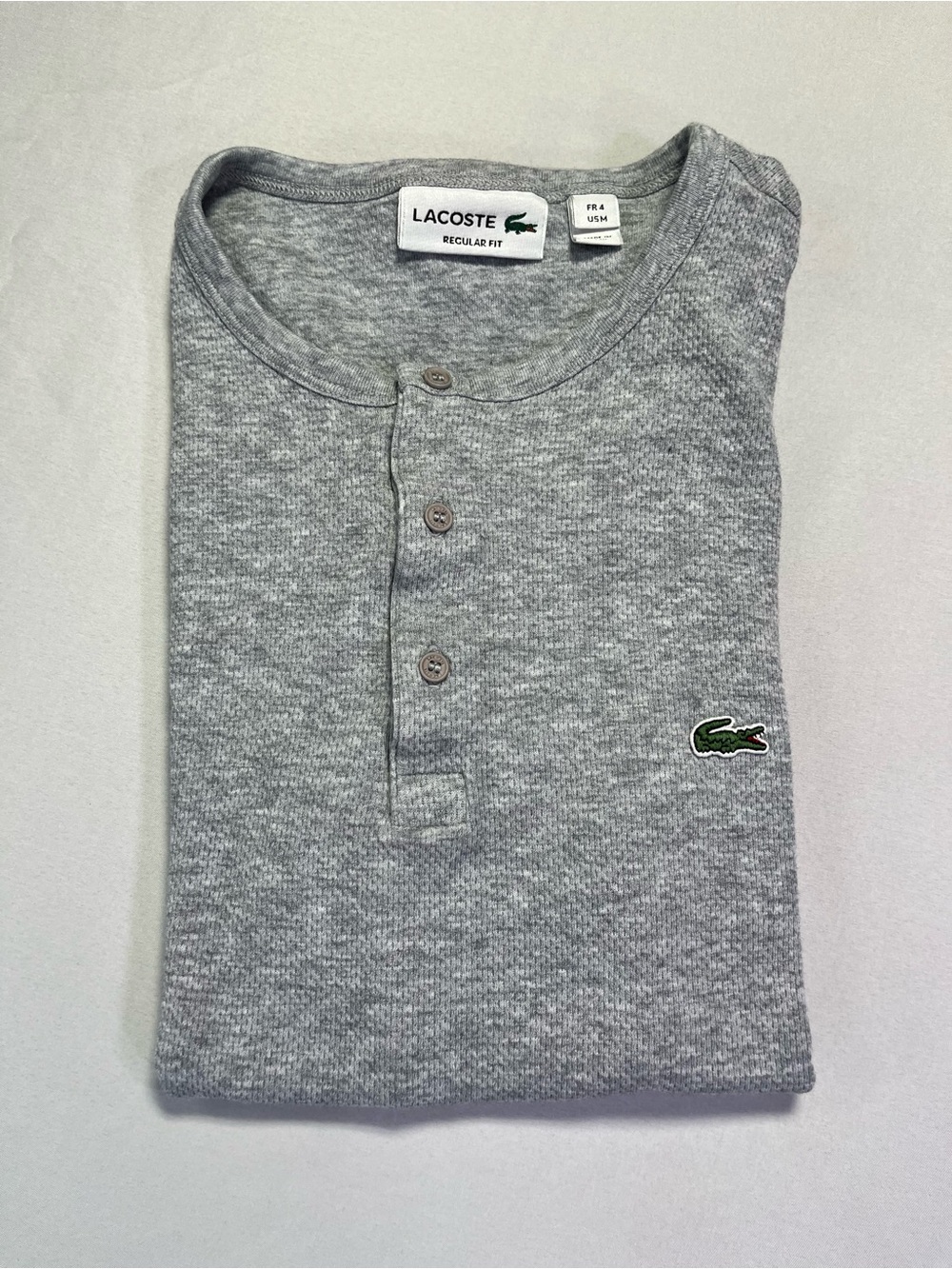 Lacoste Men’s Grey Waffle Knit Henley Shirt Short Sleeve - M